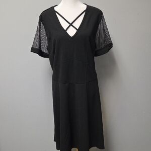 Chic Black Midi Dress with Mesh Sleeves